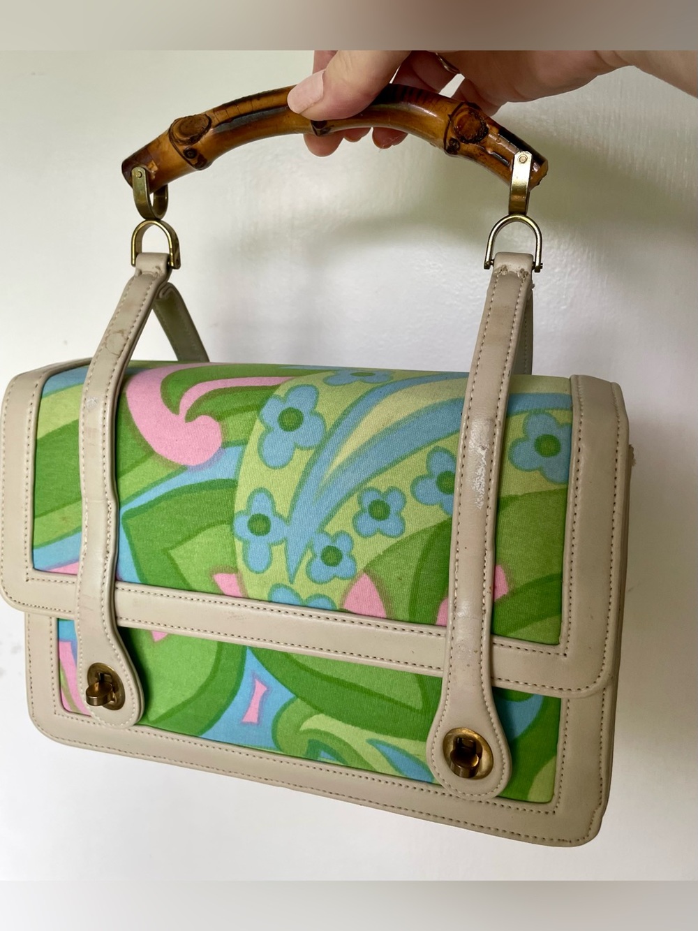 Meyers Groovy vibe vintage